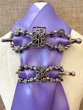 NWT! Vintage Lilla Rose Daisies on the Vine Hair Clip Duo